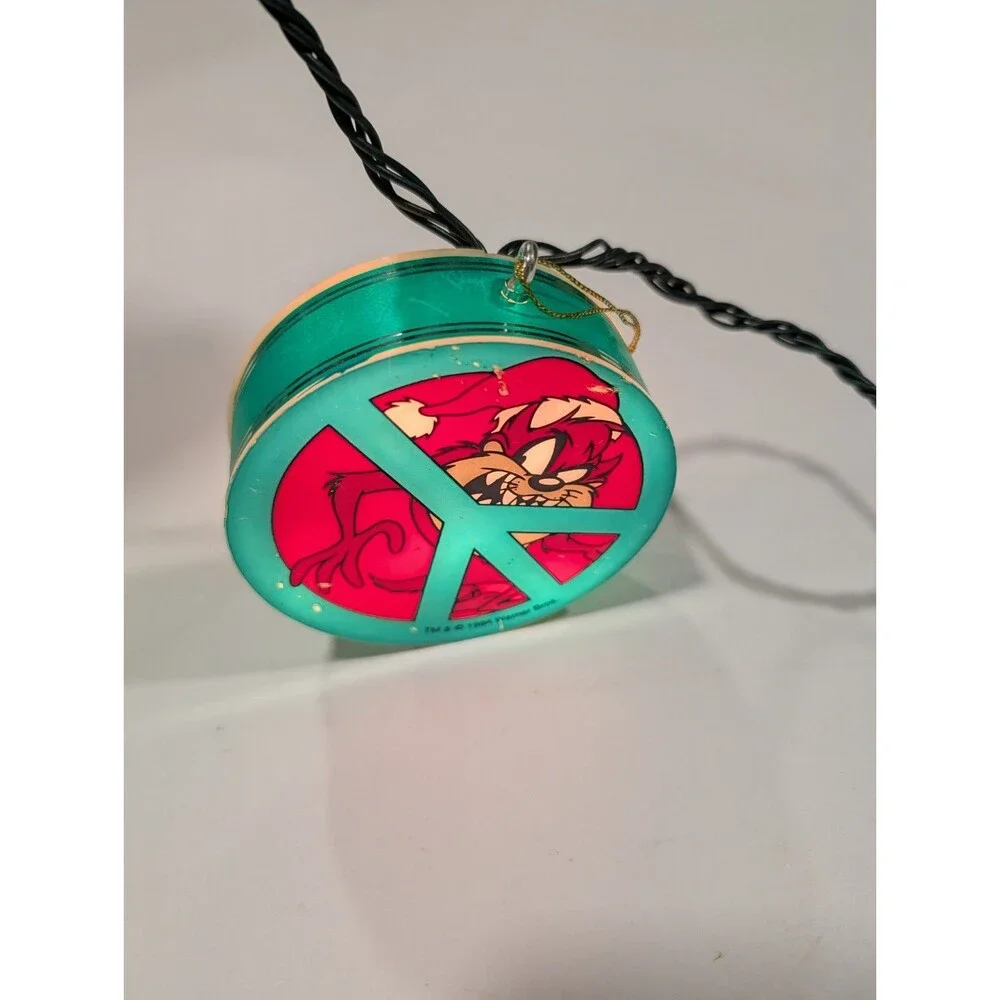 Vintage RARE Warner Bros Looney Tunes String Lights Ribbon Spool Design